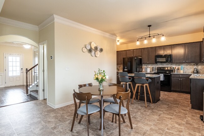 2318 Centenary Way Ct unit Upstairs Unit, Dacula, GA 30019 - photo 6