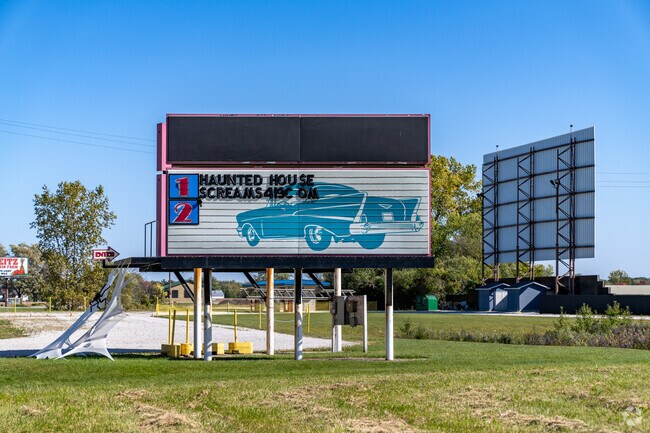 The most well-known attraction in Oregon is the Sundance Drive-In.