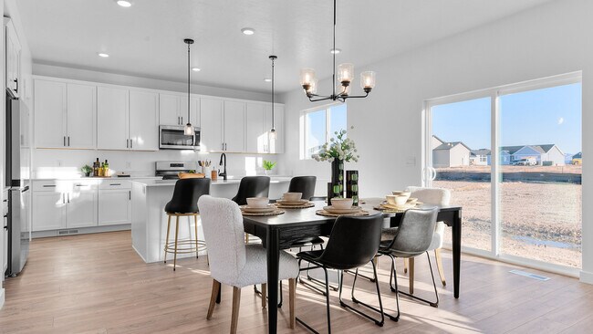 769 W Cherry St, Grantsville, UT 84029 - photo 6