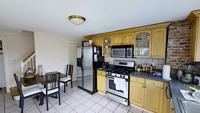 61 Atherton St unit 2, Roxbury, MA 02119 - photo 2