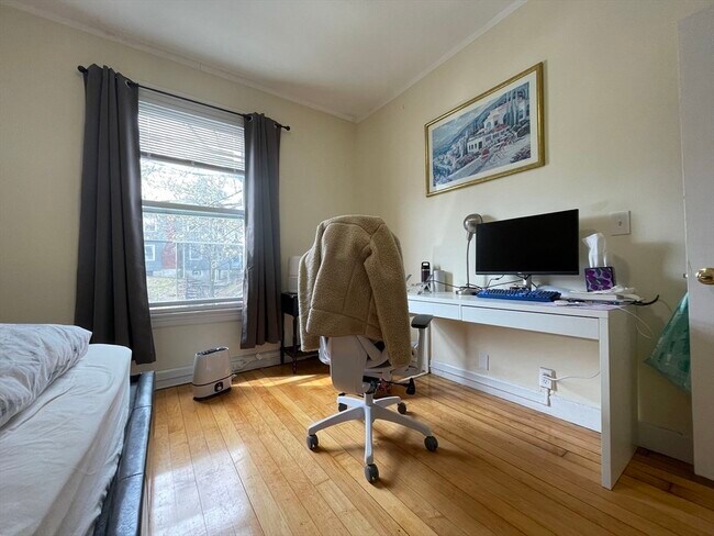 3 Wallingford Rd unit 2, Brighton, MA 02135 - photo 4