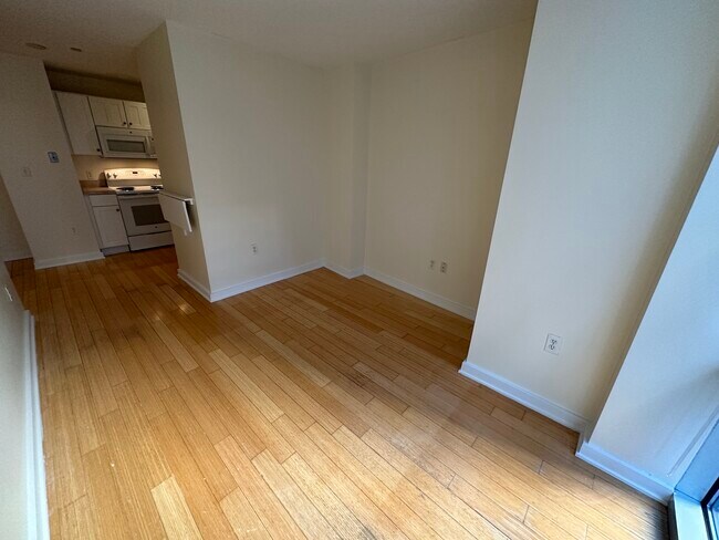 25 Lagrange St unit 4, Boston, MA 02116 - photo 7