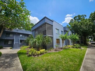 2389 Oak Park Way, Orlando, FL 32822