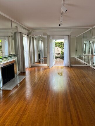 8276 Norton Ave Unit D, West Hollywood, CA 90046