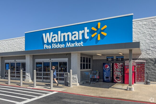 Walmart Pea Ridge Market provides essentials with modern convenience.
