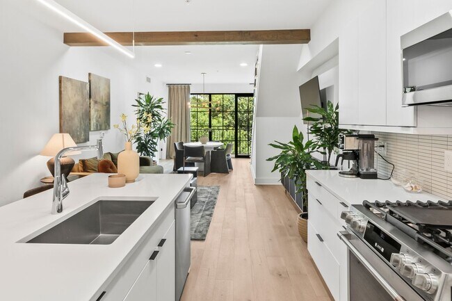 346 Peters St SW, Atlanta, GA 30313 - photo 2