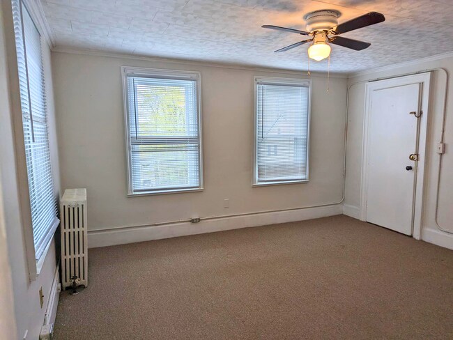 165 Brunswick St unit 7, Old Town, ME 04468 - photo 4