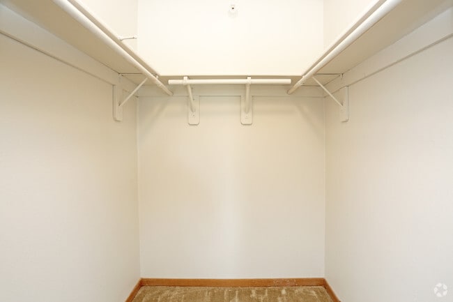 Park West, Omaha, NE 68164 - photo 6