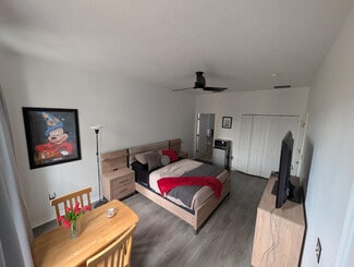 326 Monroe Cir, Davenport, FL 33896