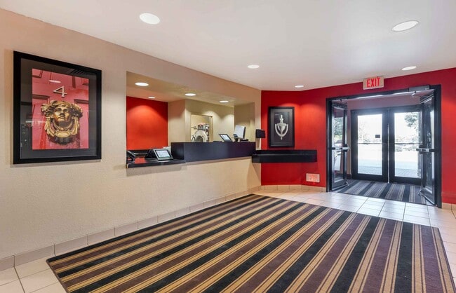 1225 Lakeview Dr, Romeoville, IL 60446 - photo 4