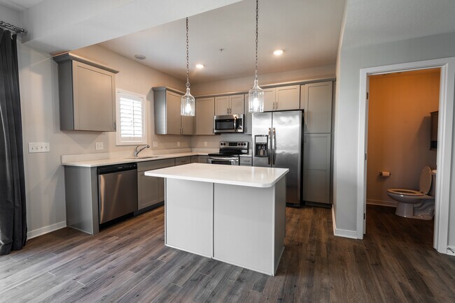 329 NE Otter Dr, Waukee, IA 50263 - photo 4