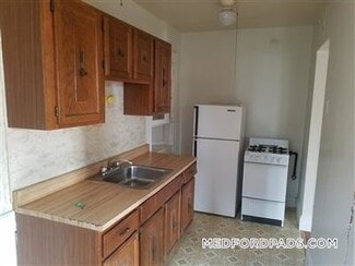 53 Fellsway W Unit 12, Medford, MA 02155