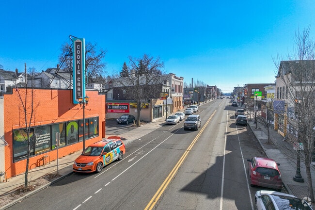 Payne-Phalen is the home several restauarants.