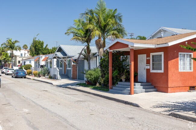 Bungalow homes make up most of Zaferia.