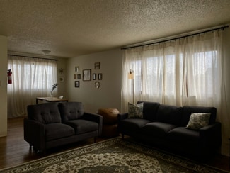 3520 E 42nd Ave Unit 6, Anchorage, AK 99508