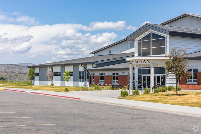 Manhattan Junior High School