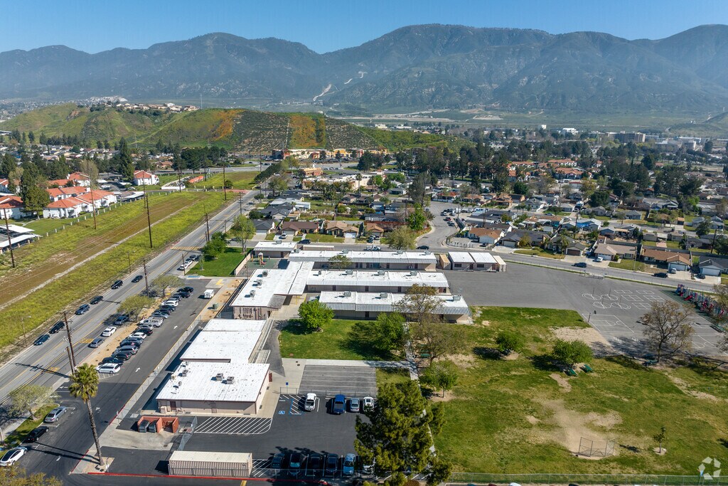 Kendall Elementary School serves the community in San Bernardino, CA.