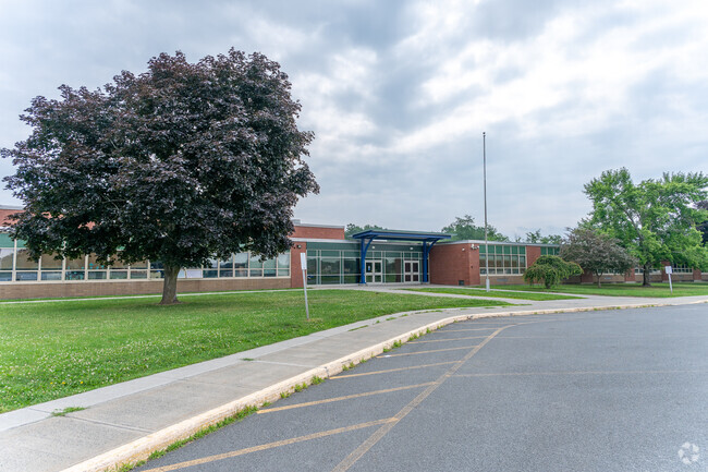 Ichabod Crane Primary School is a pubic primary school in Valatie, NY.