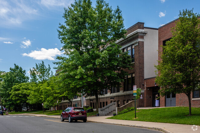 Lincoln Franklin Elementary School