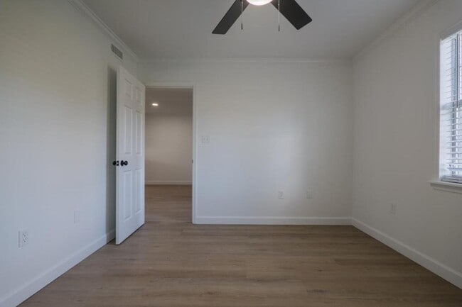 Baytree Campus Apartments, Valdosta, GA 31602 - photo 5