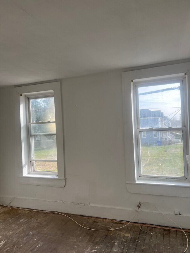 916 Washington Ave unit 916 washington Ave, Norfolk, VA 23504 - photo 4