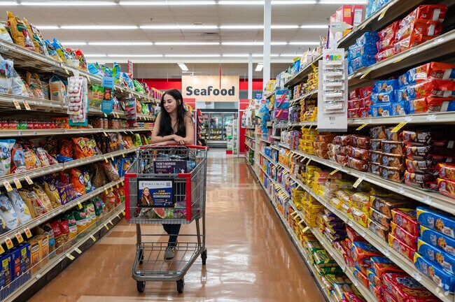 Pick up all your grocery needs at Winn Dixie.