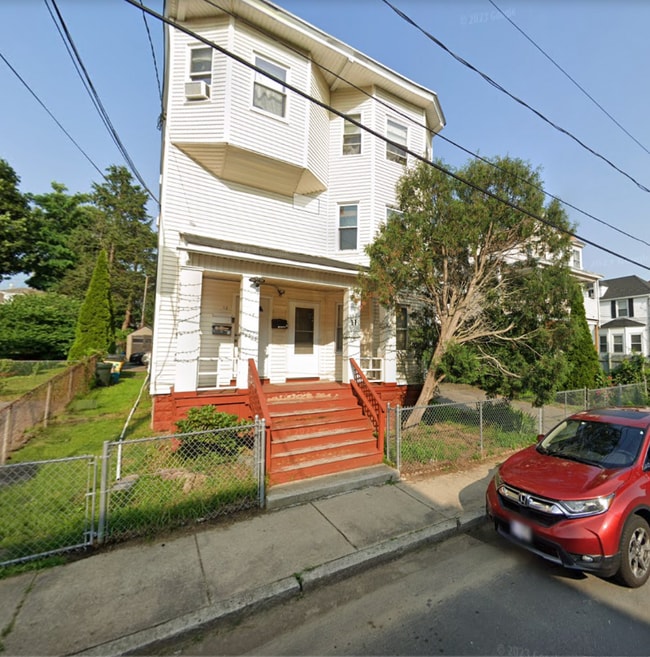 13 Union St Unit 2, Haverhill, MA 01830