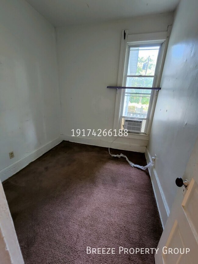323 Champion St, Toledo, OH 43609 - photo 7