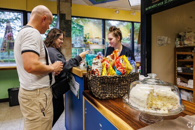 Woodlands Edge residents can grab a home-style meal at Milford Track.