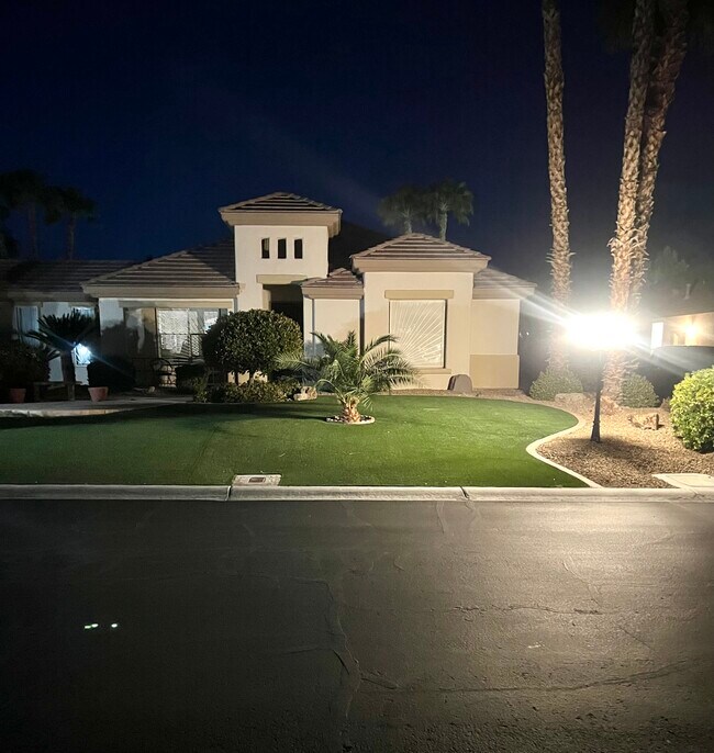 7220 Shallowford Ave, Las Vegas, NV 89131