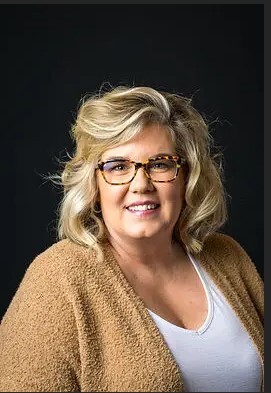 Stephanie Hall