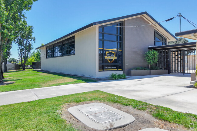 Lathrop Elementary is where students grow and learn in East Lathrop.