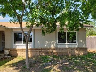 1477 Hampton Way, Clovis, CA 93611