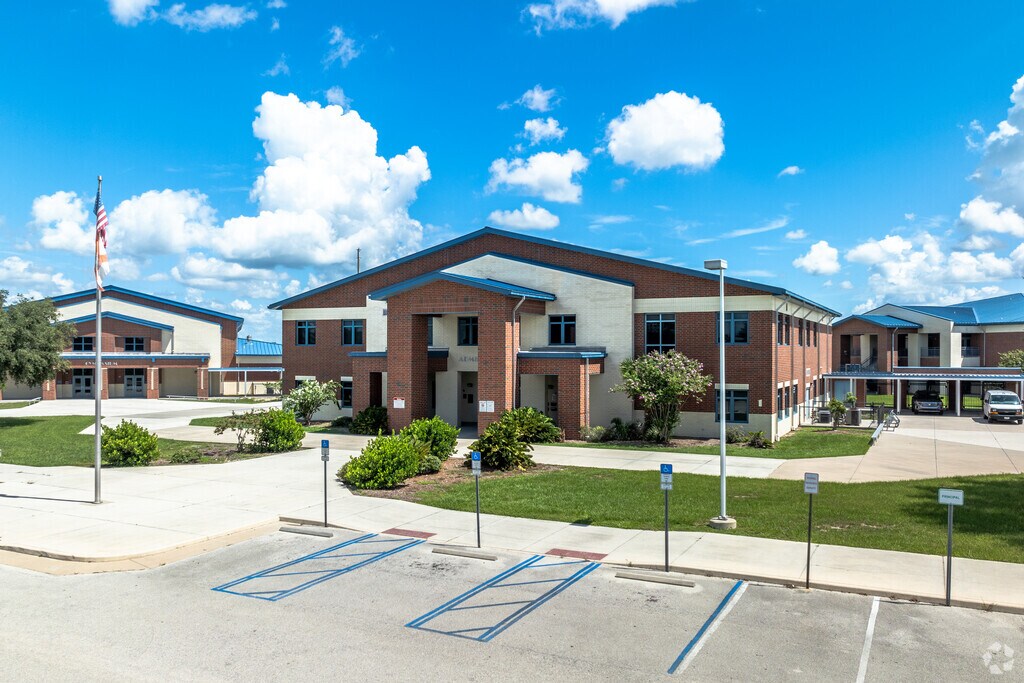 Lake Marion Creek Middle School is a public school located in Poinciana, FL.