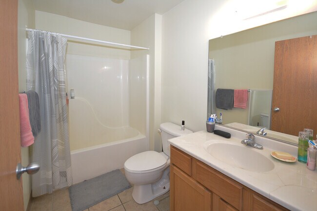 Kendall Ridge North, Kalamazoo, MI 49006 - photo 7