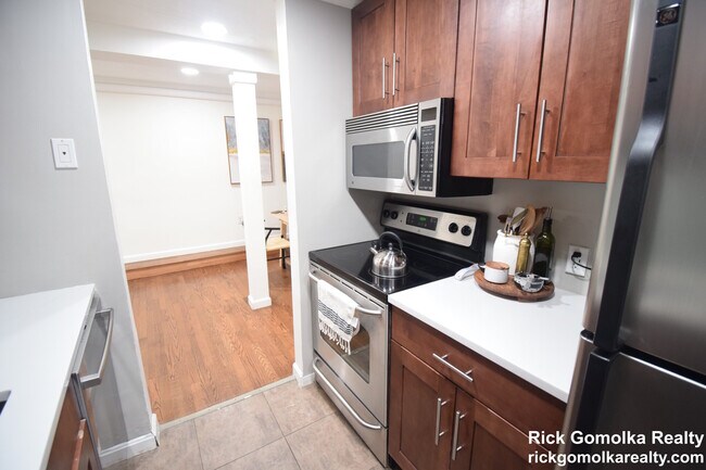 249 W Newton St unit 1, Boston, MA 02116 - photo 7