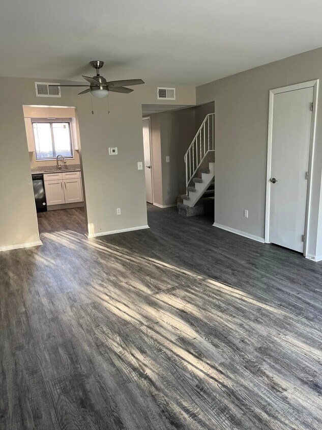 Black Hawk Apartments 3010 SiMcOe Dr, Fort Wayne, IN