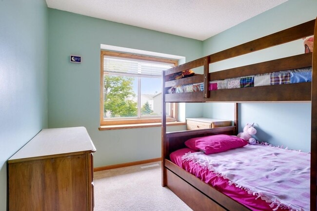 604 Bradbury Cir, Jordan, MN 55352 - photo 3