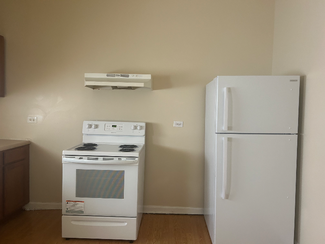 709 S Mcalister Ave Unit 101, Waukegan, IL 60085