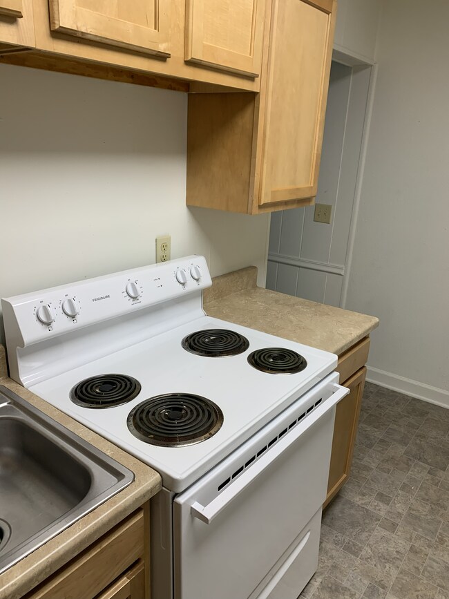 140 N Canal St unit 128, Canal Fulton, OH 44614 - photo 7