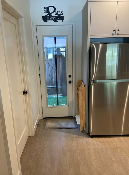 Door to back patio