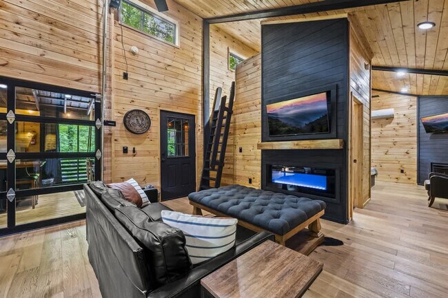 4949 Ledford Rd unit ID1051743P, Cosby, TN 37722 - photo 6