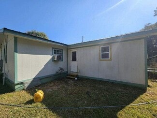 960 County Rd 662, Cedar Bluff, AL 35959