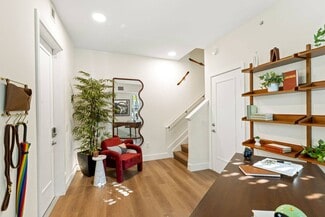 513 NE 21st Ct, Wilton Manors, FL 33305