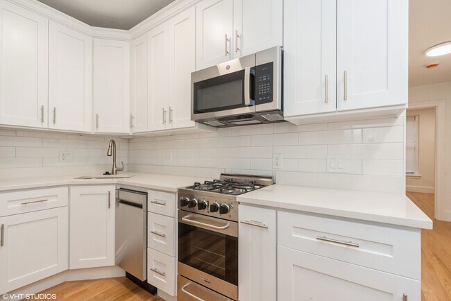 60 Clearway St unit 1, Boston, MA 02115 - photo 7