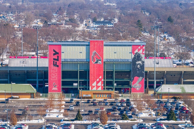 The Ball State Cardinals play in the MAC conference.