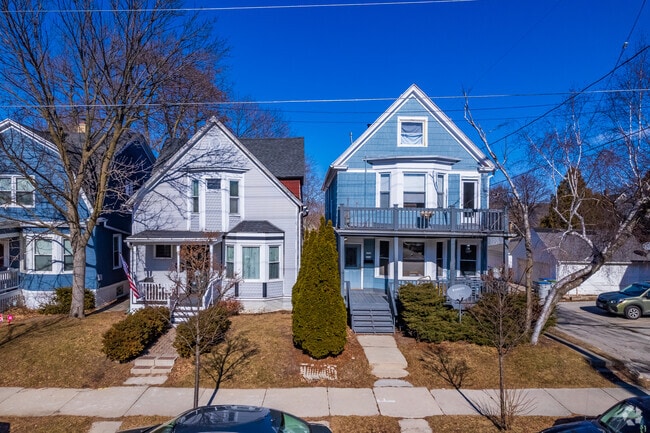 Riverside Park Homes come in many shapes and sizes.