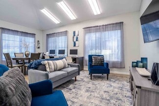 195 Piedmont Pointe Dr, Mooresville, NC 28115