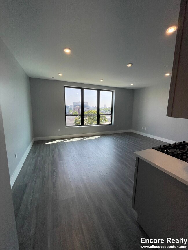 365 Western Ave unit 614, Boston, MA 02135 - photo 4