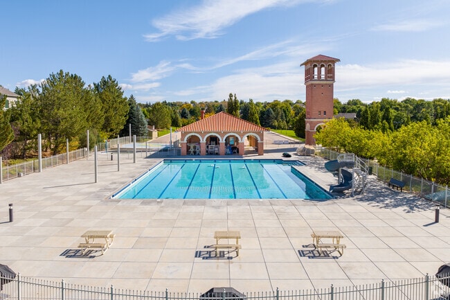 Tuscany Recreation Association has a private pool that the residents of Tuscany can enjoy.